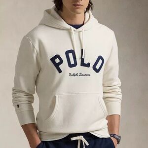 Polo Ralph Lauren
Men's The RL Fleece Logo Hoodie Size: 2XL